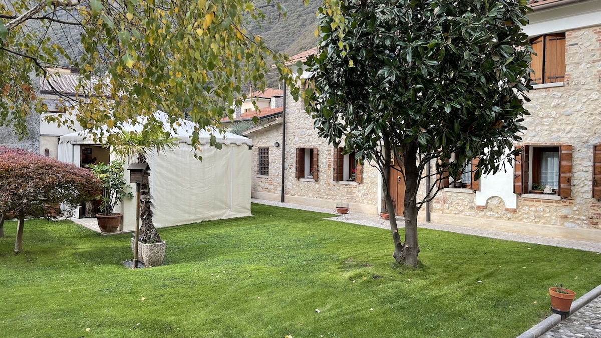 Mida & Lino's House